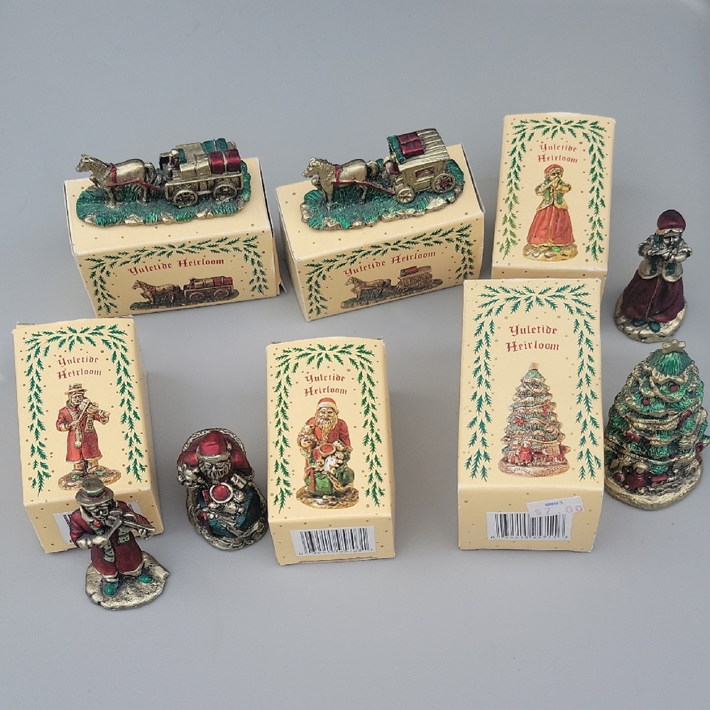 Yuletide Heirloom Set